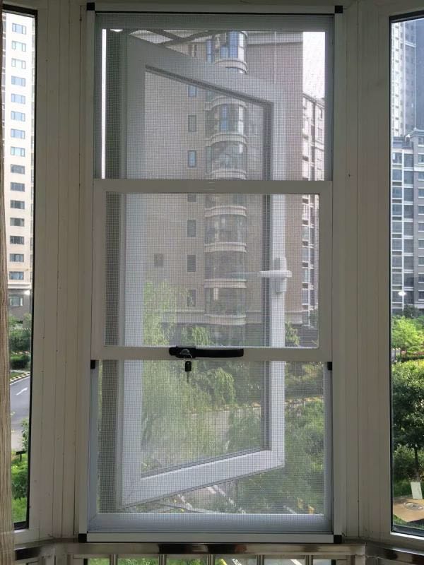 西安金剛網(wǎng)防盜紗窗,三趟試金剛網(wǎng)紗窗 - 西安百業(yè)興窗飾